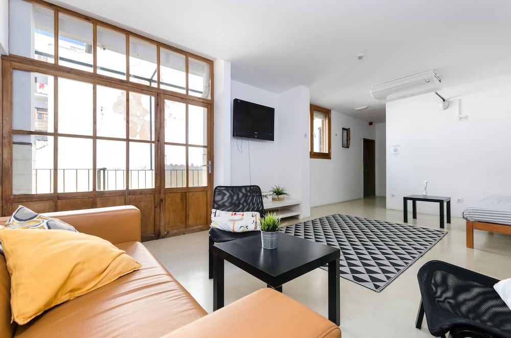 Urban Hostel Palma - Albergue Juvenil - Youth Hostel Екстериор снимка