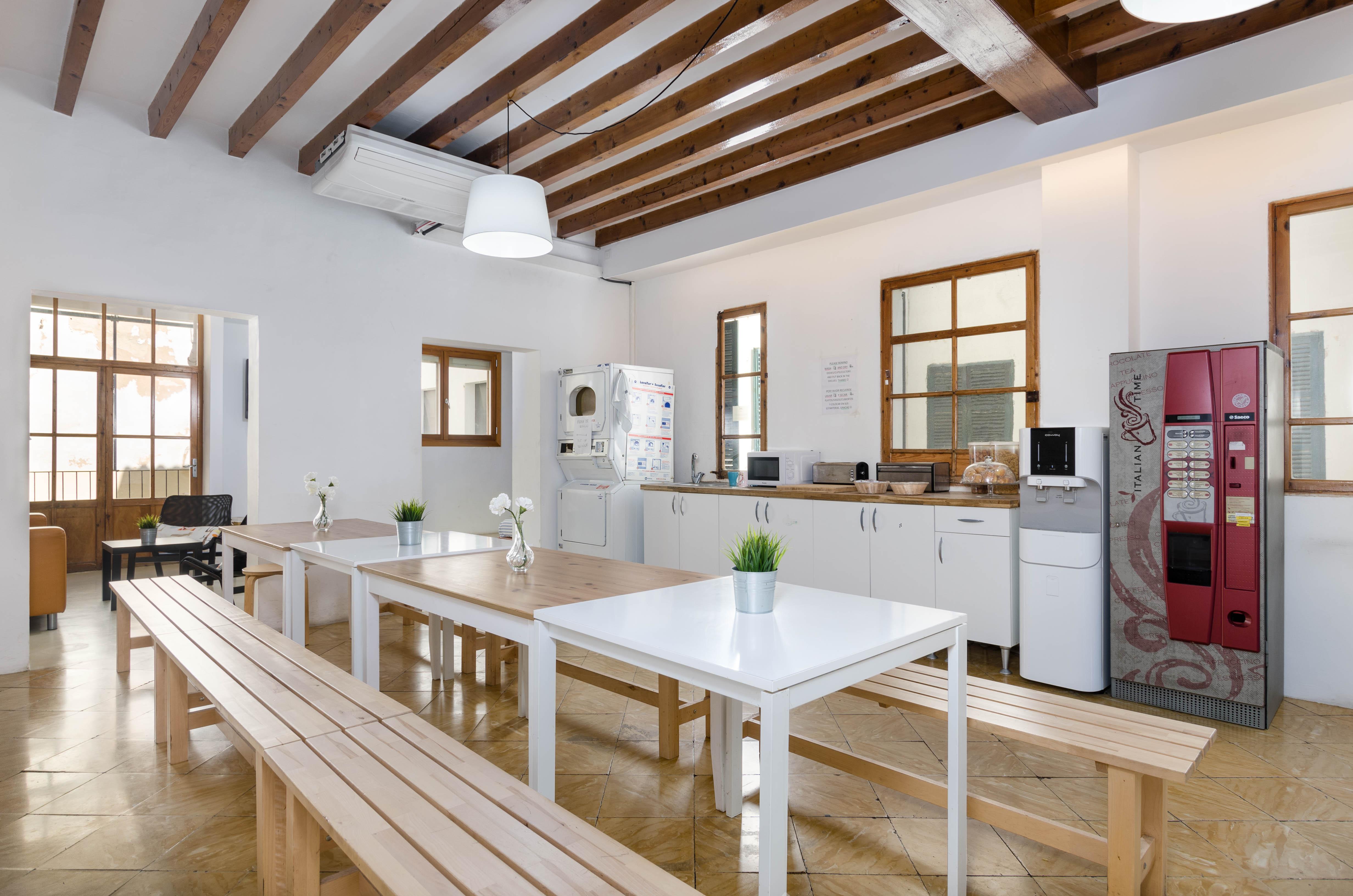 Urban Hostel Palma - Albergue Juvenil - Youth Hostel Екстериор снимка